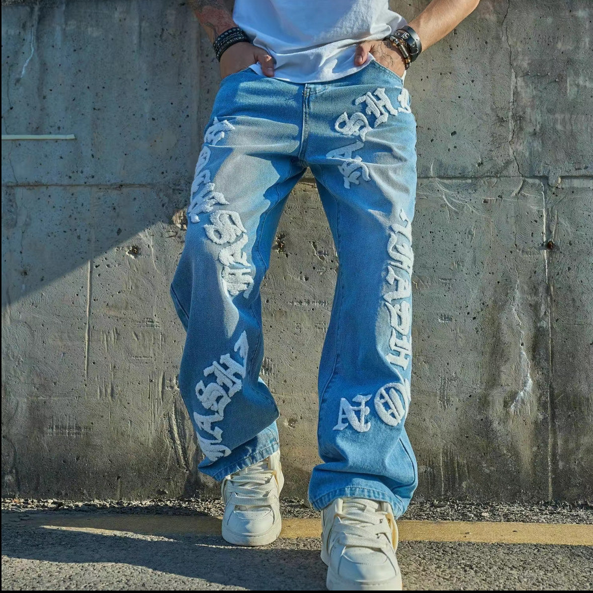 Men's Baggy Denim Jeans With Embroidery